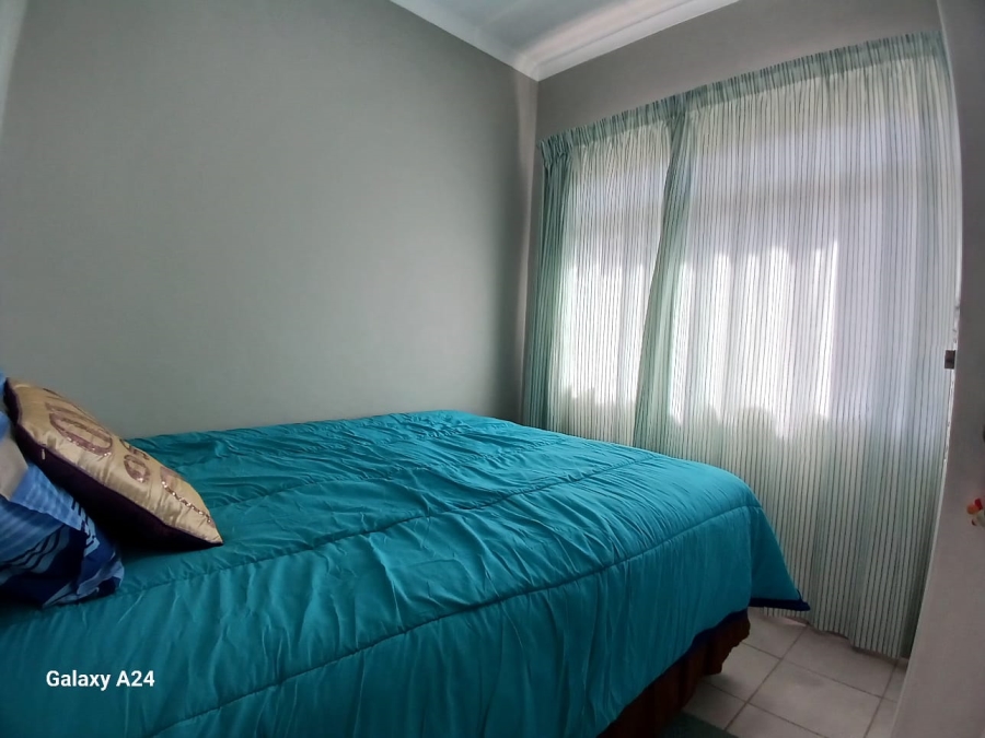 To Let 2 Bedroom Property for Rent in Kidds Beach Eastern Cape